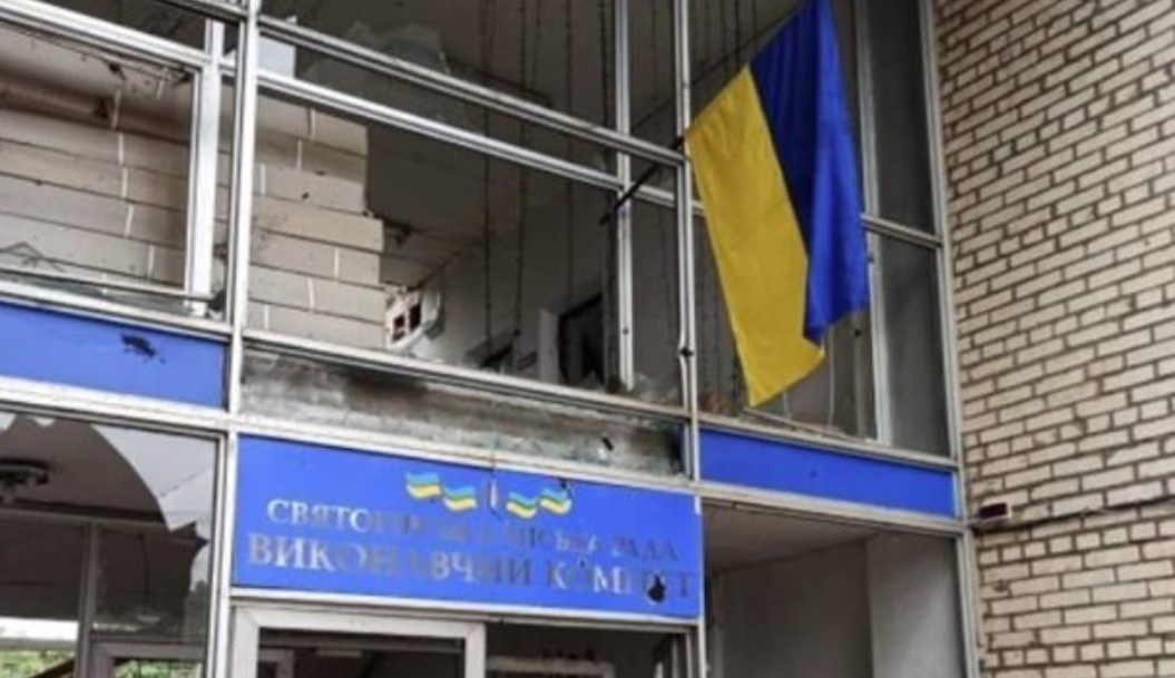 Росіяни заявили про "взяття" Святогірська, в ОВА розкрили правду Росіяни заявили про "взяття" Святогірська, в ОВА розкрили правду